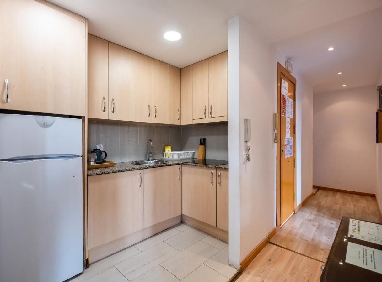 Apartamentos El Pintor Барселона Екстер'єр фото