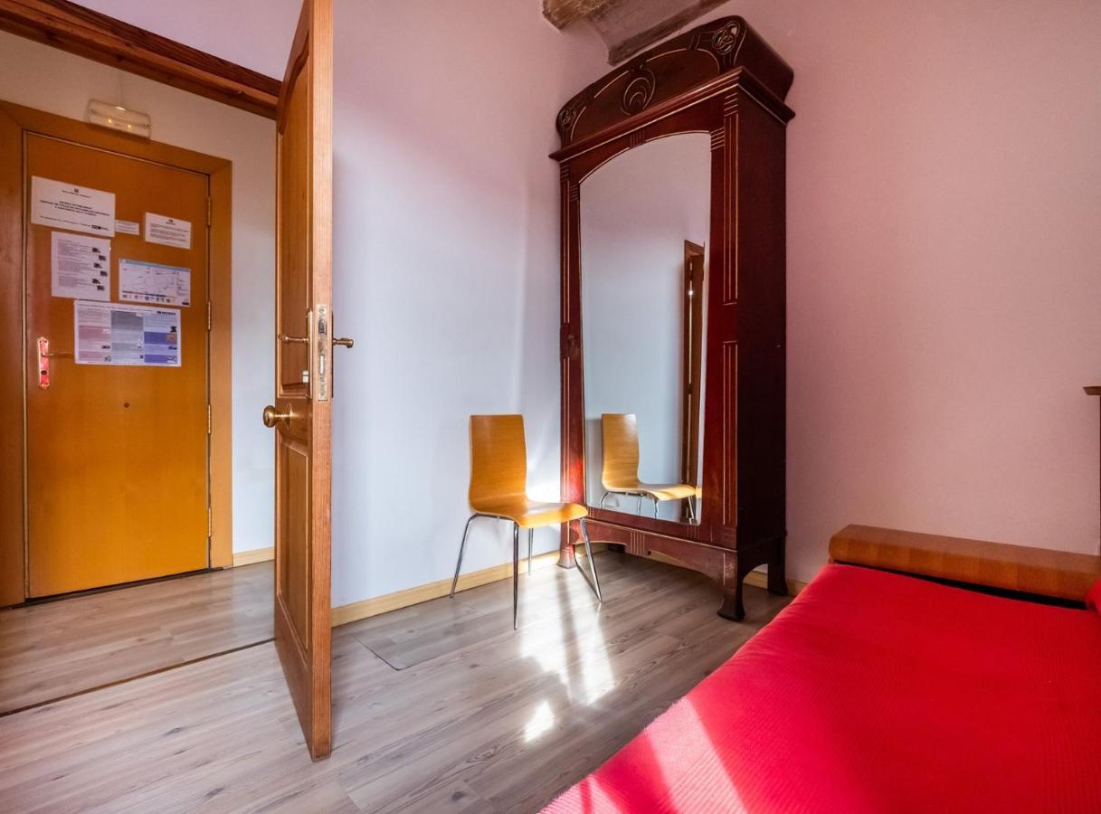 Apartamentos El Pintor Барселона Екстер'єр фото