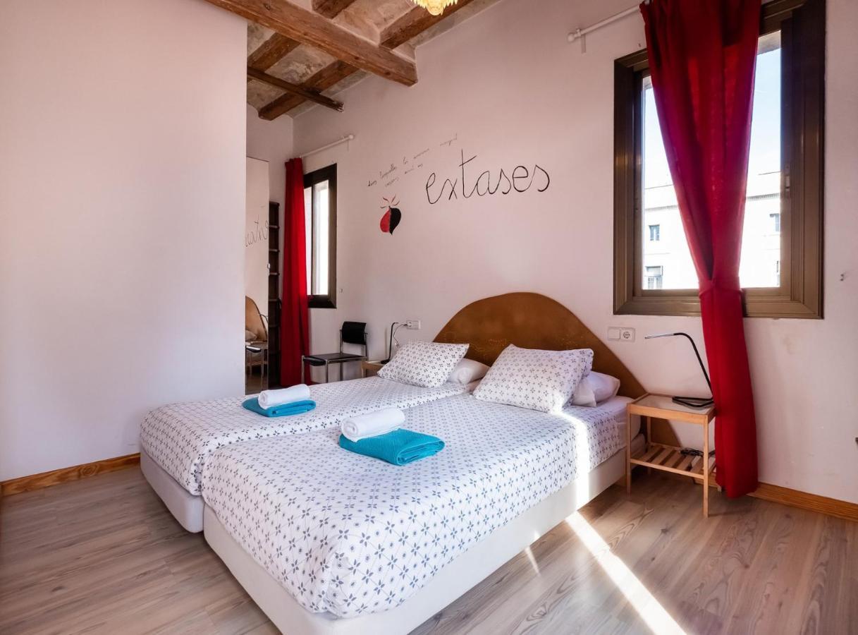 Apartamentos El Pintor Барселона Екстер'єр фото